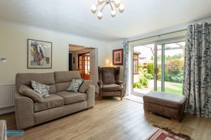 Sitting Room- click for photo gallery